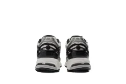 New Balance 1906R Silver Metallic Black Sea Salt