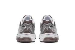 Saucony Originals Progrid Omni 9 White Brown